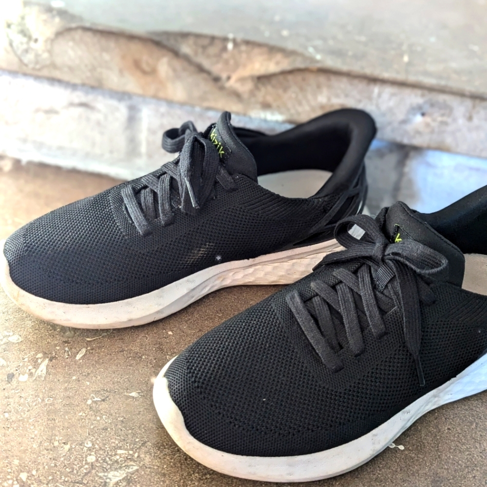 Kiziks Shoes Woman's 8 Wide Black